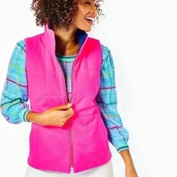 Lilly Pulitzer Brooklee REVERSIBLE Fleece Vest XXS in Pink Grenadine/Black - Picture 3 of 14